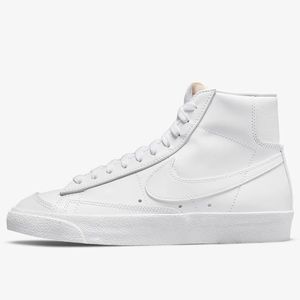 Women’s Nike Blazer Mid ‘77